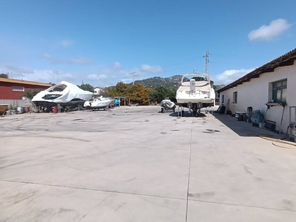 Immobile a Olbia in Via Zona Industriale - Foto 3