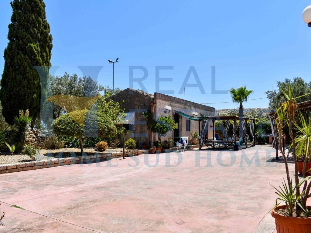 Rustico / casale a Noto in Via Tommaso Fazello, 228 - Foto 3