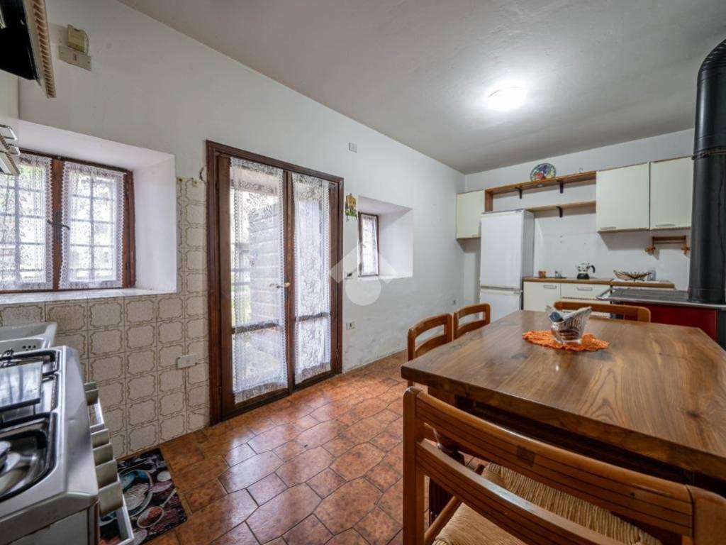 Casa indipendente a Roverè veronese in Cont. Pomari - Foto 3