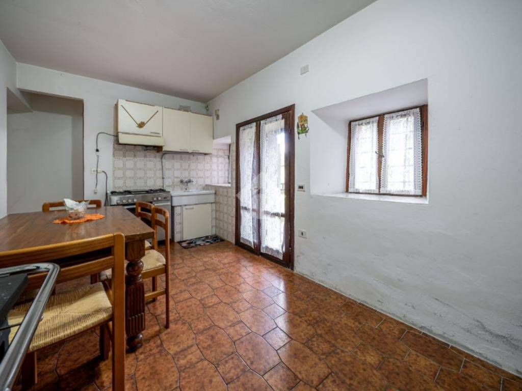 Casa indipendente a Roverè veronese in Cont. Pomari - Foto 5