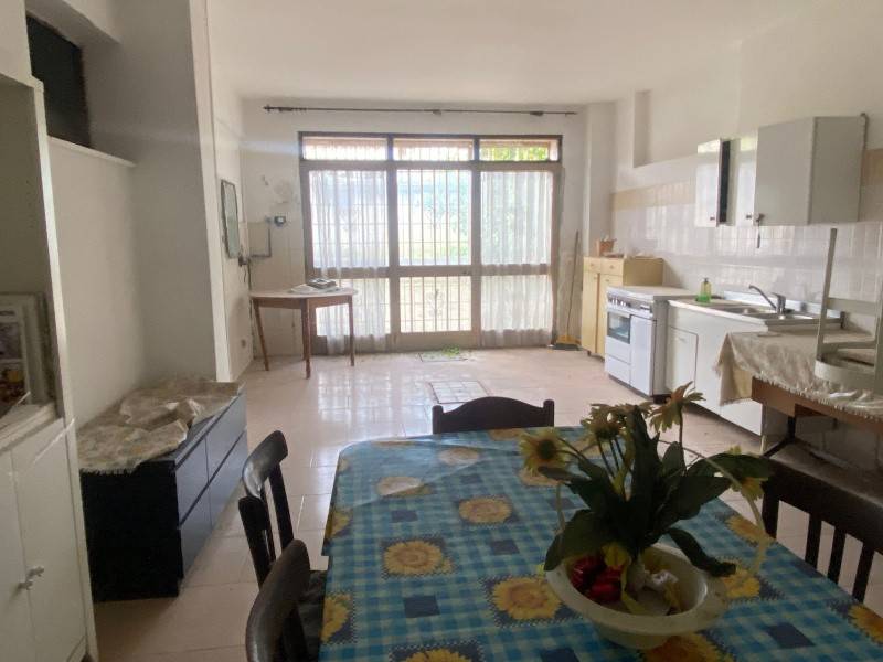 Villa a Maddaloni in Via Vallone - Foto 3