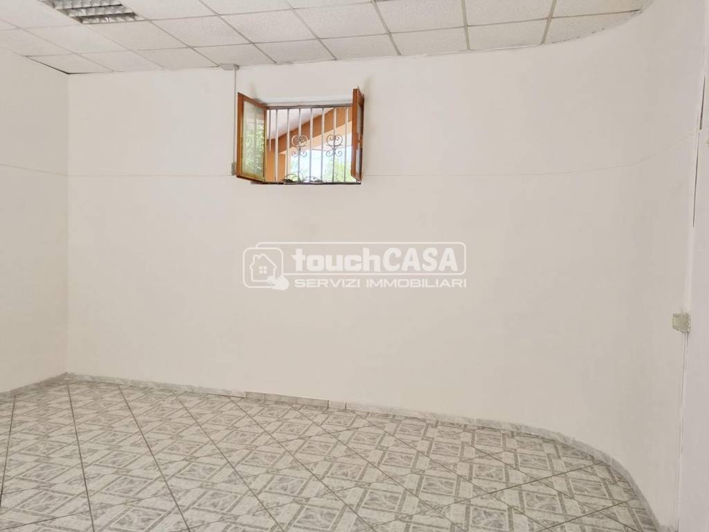 Immobile a Teverola in Strada Provinciale Carinaro-Teverola - Foto 4