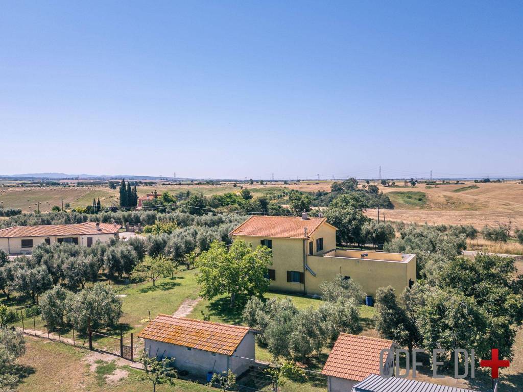 Rustico / casale a Montalto di castro in Via del Poggio - Foto 3