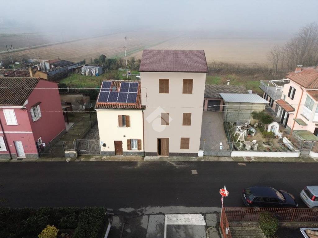 Appartamento a Pavia in Via mirabello, 132 - Foto 2