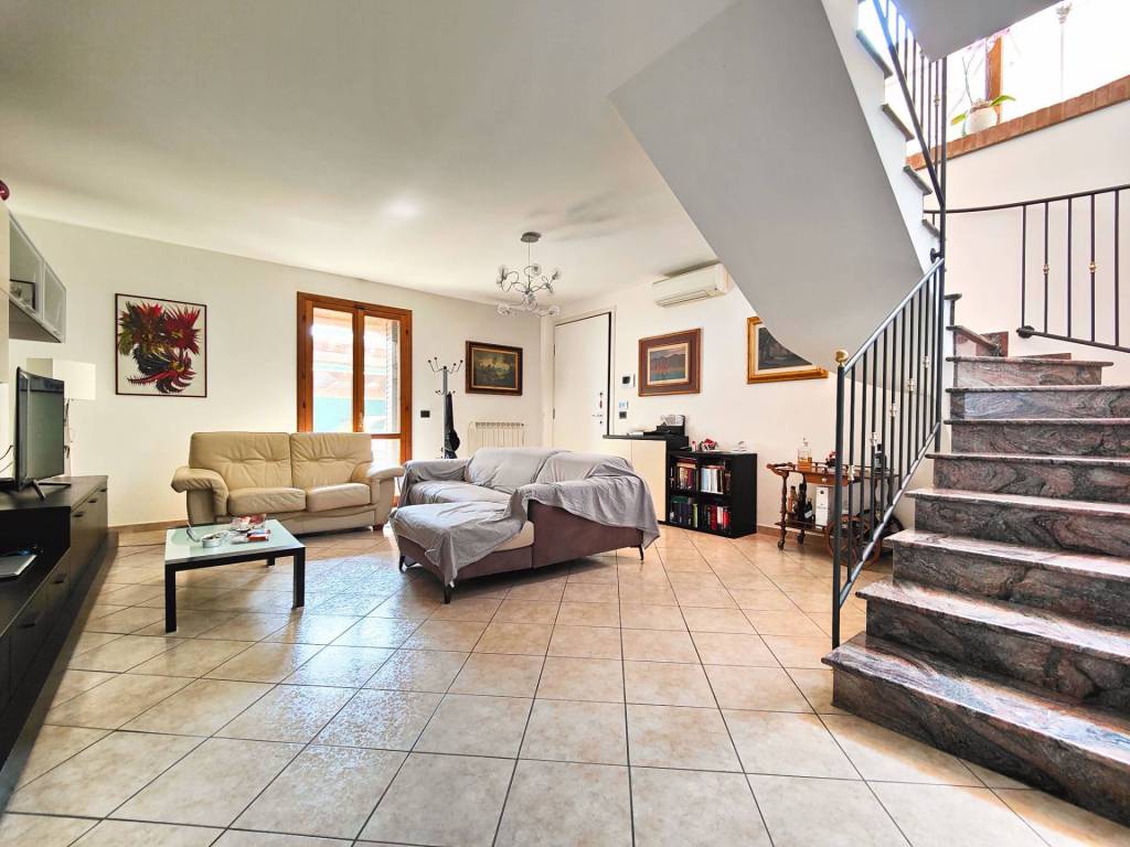 Villa a Pisa in Via Isola Di Stromboli Pisa - Foto 3