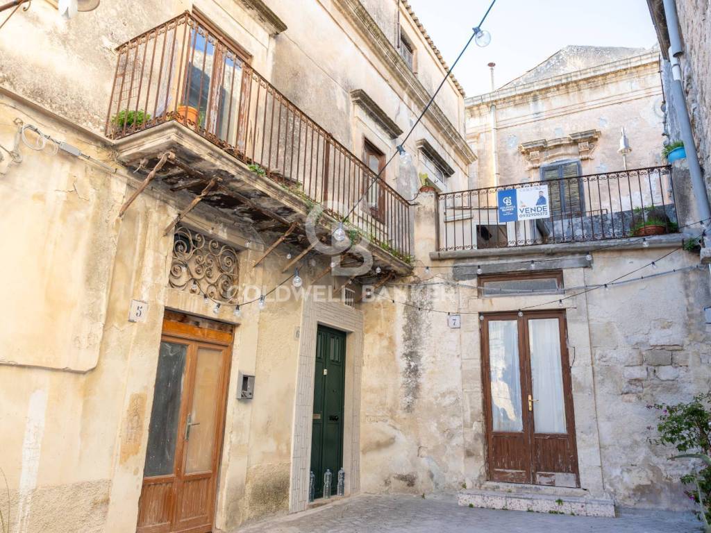 Casa indipendente a Modica in via poidomani, 7 - Foto 2