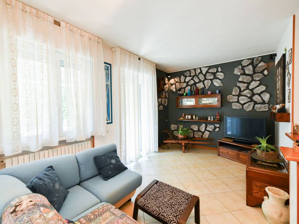 Villa a Crevalcore in Via Giacomo Puccini, 184 - Foto 3