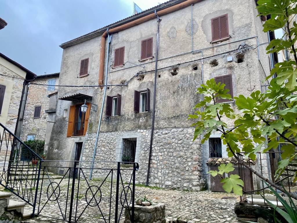 Appartamento a Fumone in Via Umberto I - Foto 2