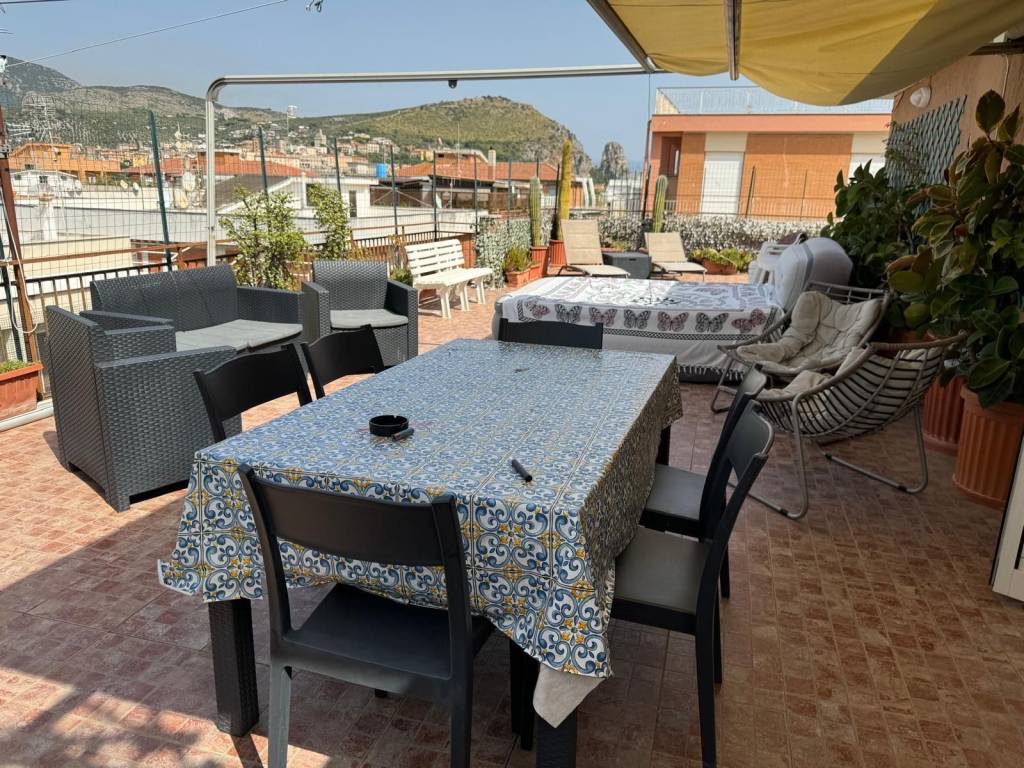 Attico / mansarda a Terracina in Via Giuseppe Di Vittorio, 34 - Foto 2
