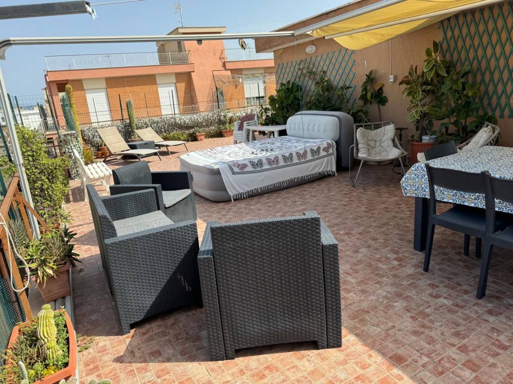 Attico / mansarda a Terracina in Via Giuseppe Di Vittorio, 34 - Foto 3