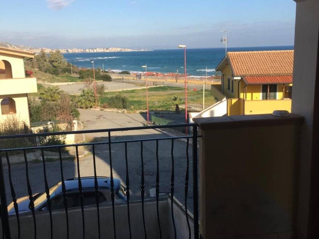 Villa a Crotone in Viale Magna Grecia, 69 - Foto 2