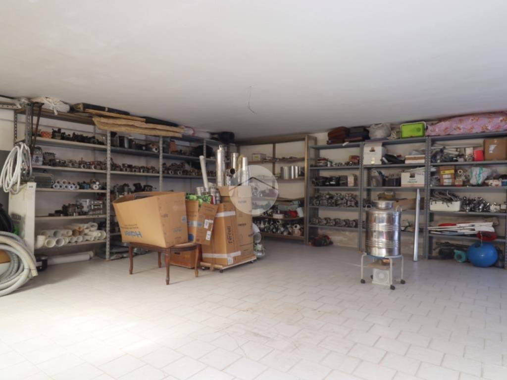 Box / garage a Francavilla al mare in Via Nazionale Adriatica Nord, 28 - Foto 4