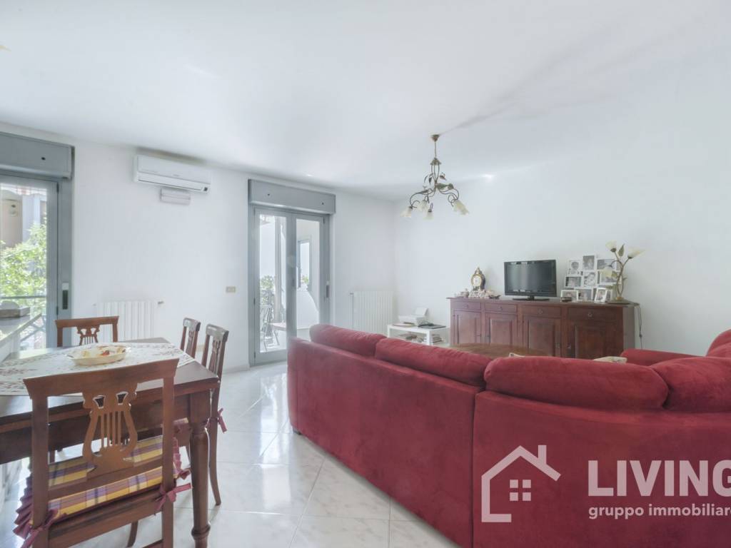 Appartamento a Loreto aprutino in Via Luigia Chieva - Foto 3