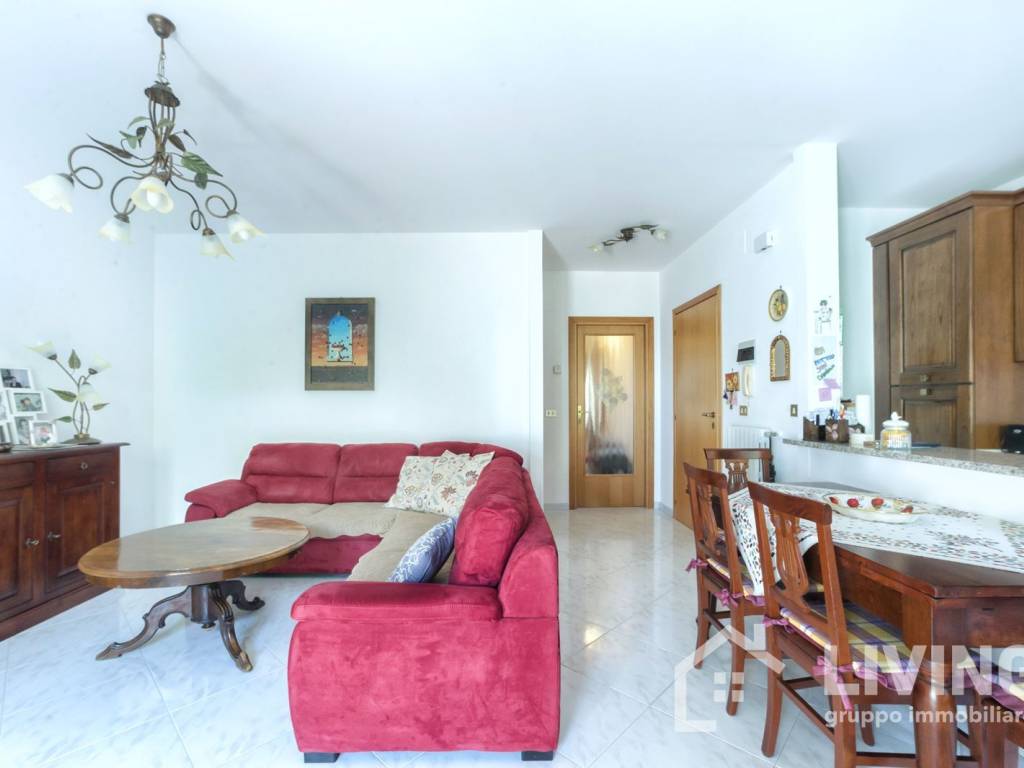 Appartamento a Loreto aprutino in Via Luigia Chieva - Foto 5