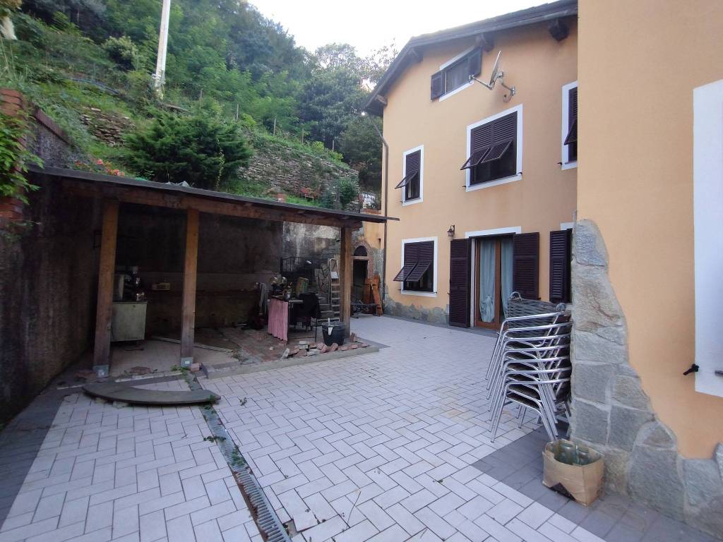 Casa indipendente a Serra riccò in Via Pernecco Inferiore, 5 - Foto 4