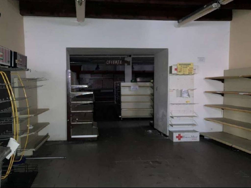 Immobile a Sant'angelo in vado in corso Corso Giuseppe Garibaldi snc - Via del Torrione SNC - Foto 3