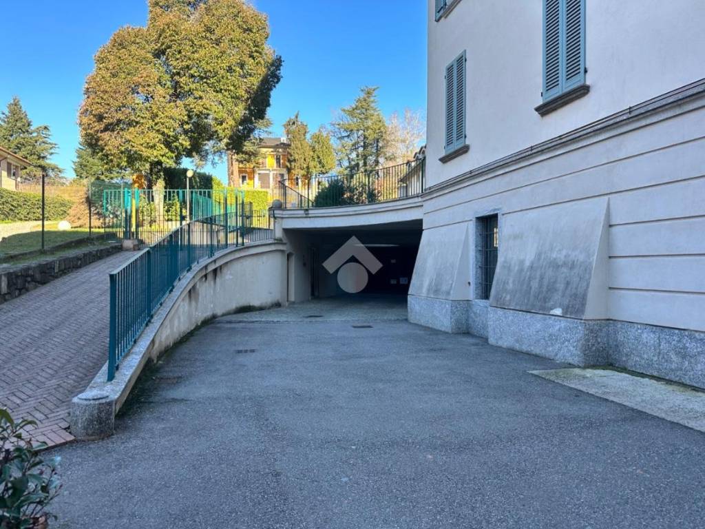 Box / garage a Oggiono in Via 1º Maggio, 58 - Foto 3