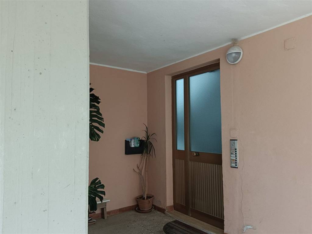 Appartamento a Carbonia in Via San Simone, 1 - Foto 2