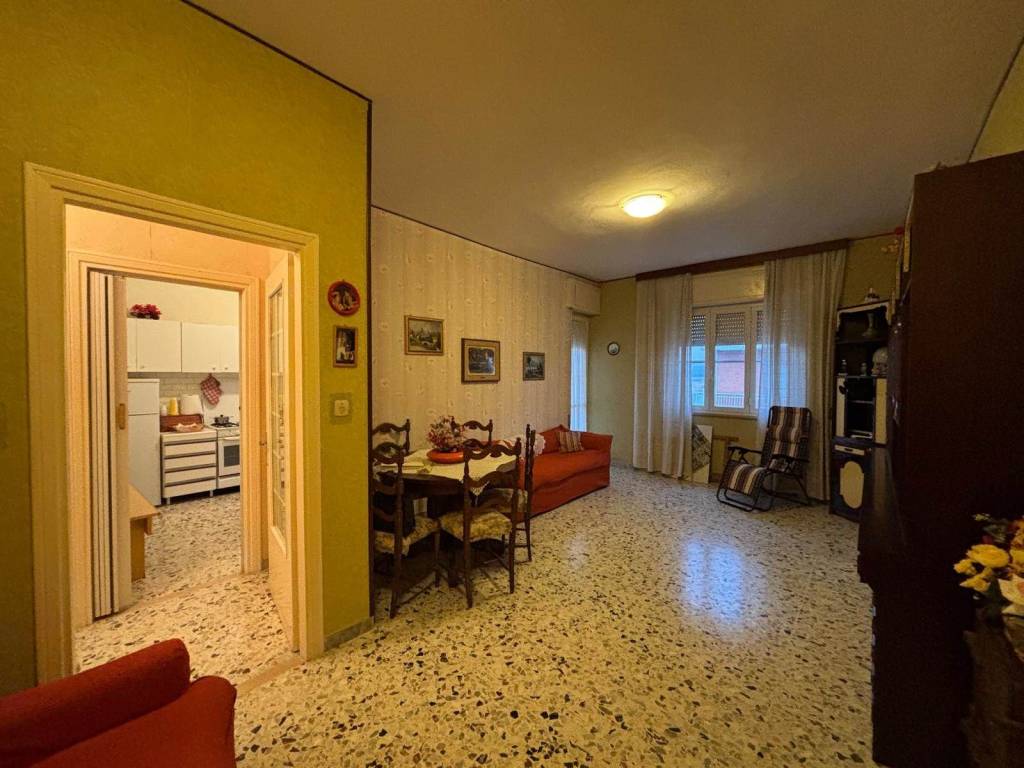 Appartamento a Latina in Strada Ponza - Foto 2