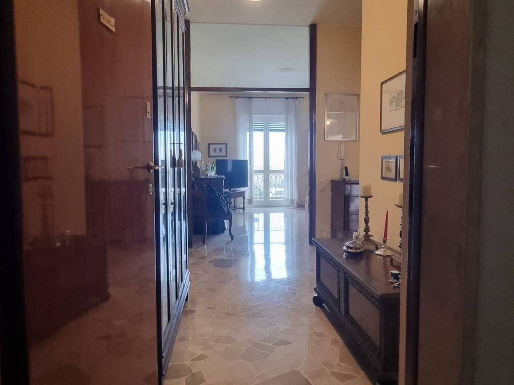 Appartamento a Lodi in Piazzale 3 Agosto, 5 - Foto 3