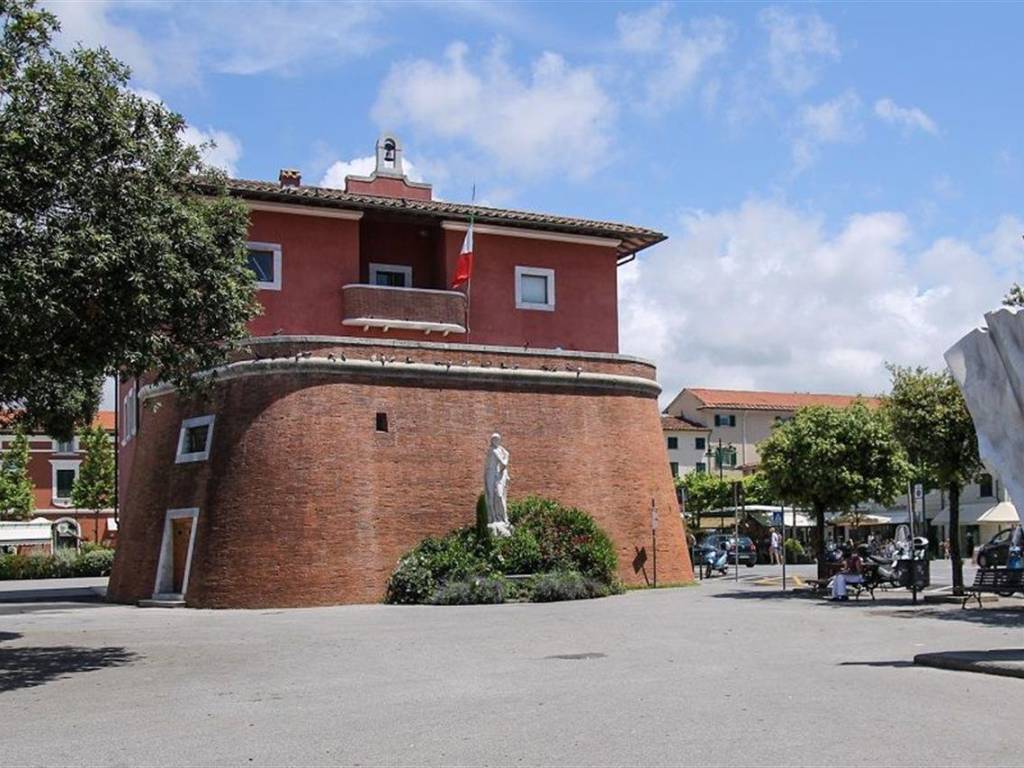 Immobile a Forte dei marmi in Via G. Spinetti, 10 - Foto 3