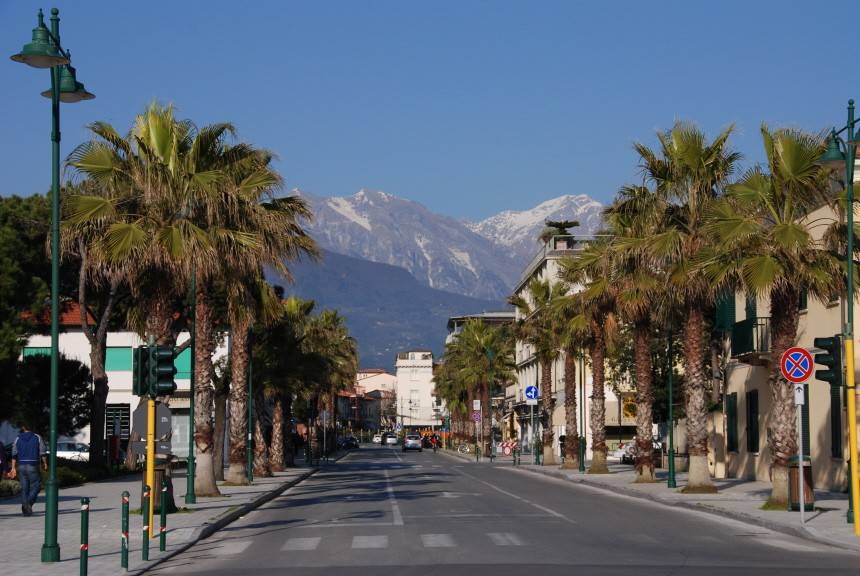 Immobile a Forte dei marmi in Via G. Spinetti, 10 - Foto 4