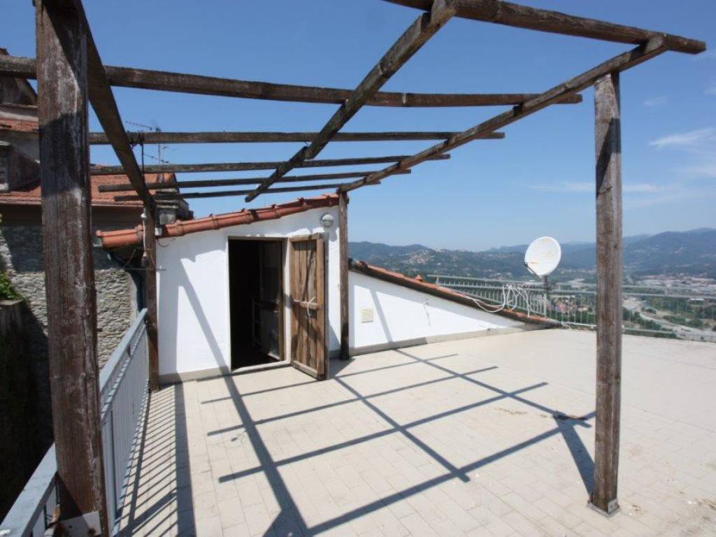 Casa indipendente a Vezzano ligure in Via Emanuele - Foto 2