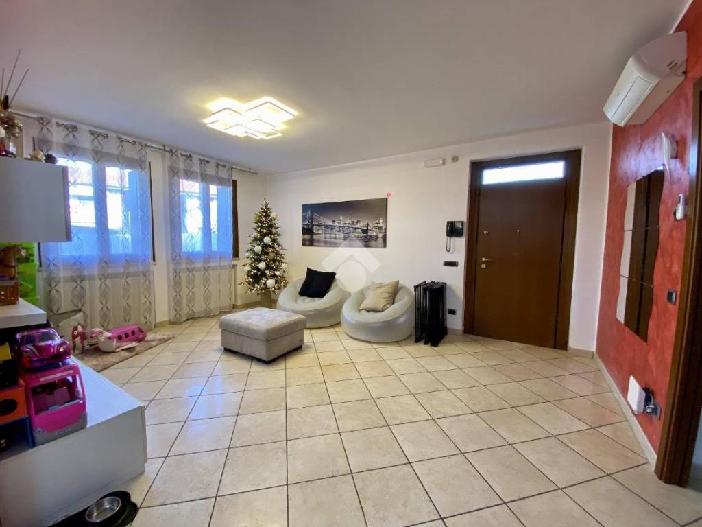 Appartamento a San giovanni lupatoto in Via lavorenti, 53 - Foto 4