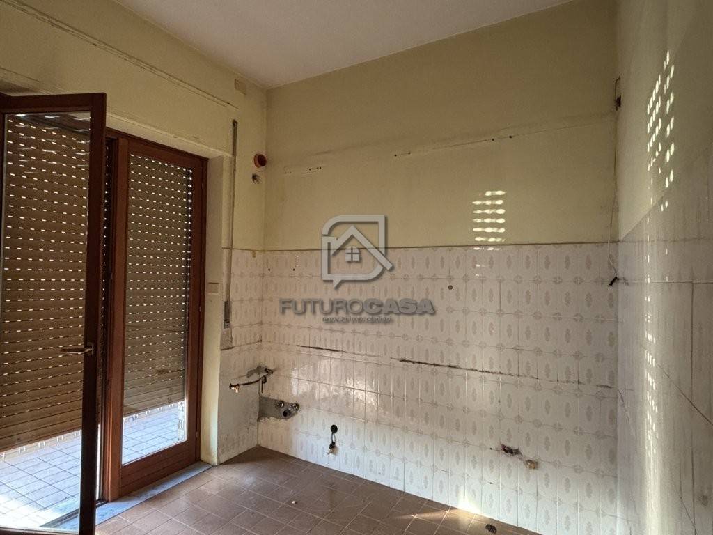 Appartamento a Paduli in Viale della Libertà, 28 - Foto 2