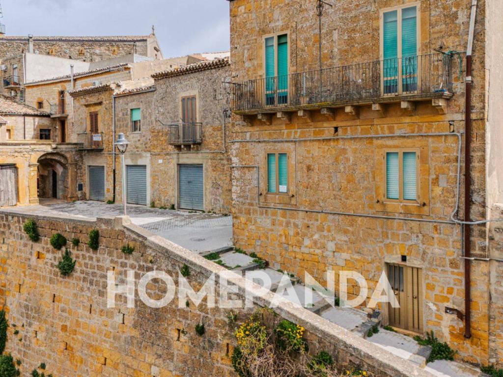 Casa indipendente a Calascibetta in Via Corvaia, 5 - Foto 2