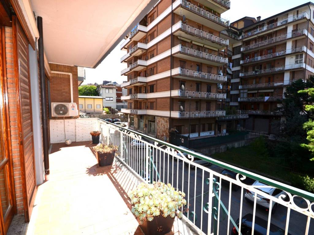 Appartamento a Avellino in Via Francesco Scandone - Foto 5