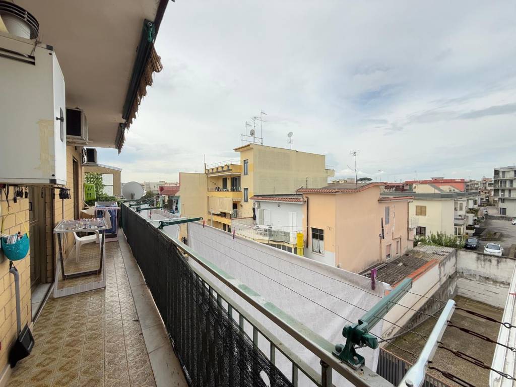 Appartamento a Pomigliano d'arco in Via San Giacomo, 13 - Foto 4