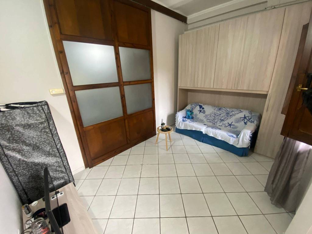 Appartamento a Vercelli in Via Alessandro di Gifflenga, 9 - Foto 2