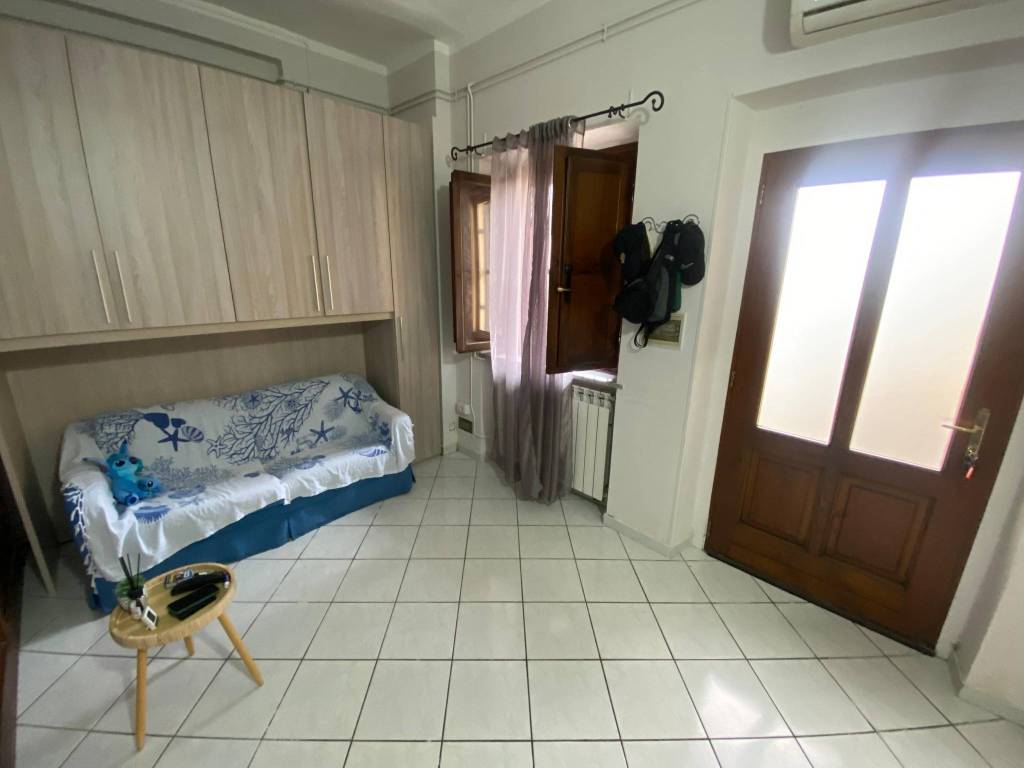 Appartamento a Vercelli in Via Alessandro di Gifflenga, 9 - Foto 5