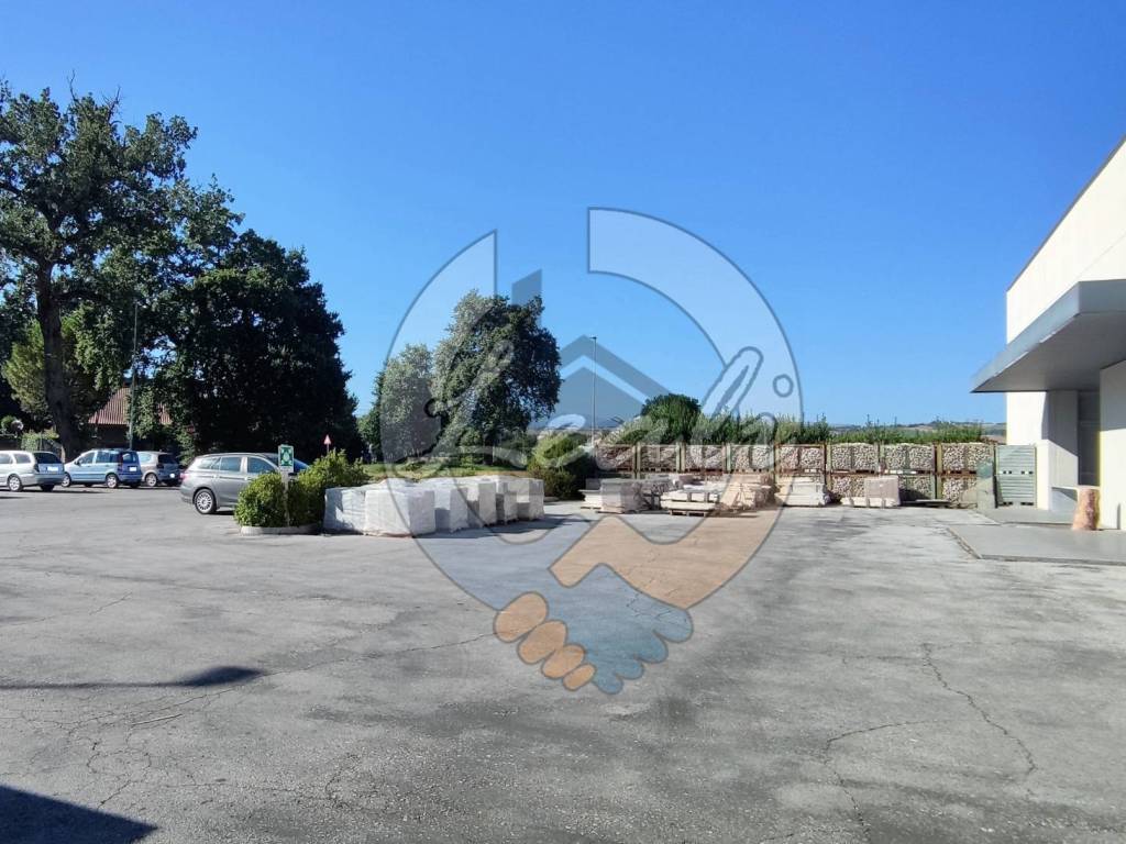 Immobile a Treia in C.da Majanesi - Foto 4