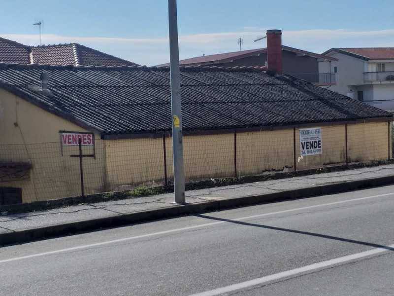 Villa a Lamezia terme in Viale Guglielmo Marconi, 249 - Foto 4