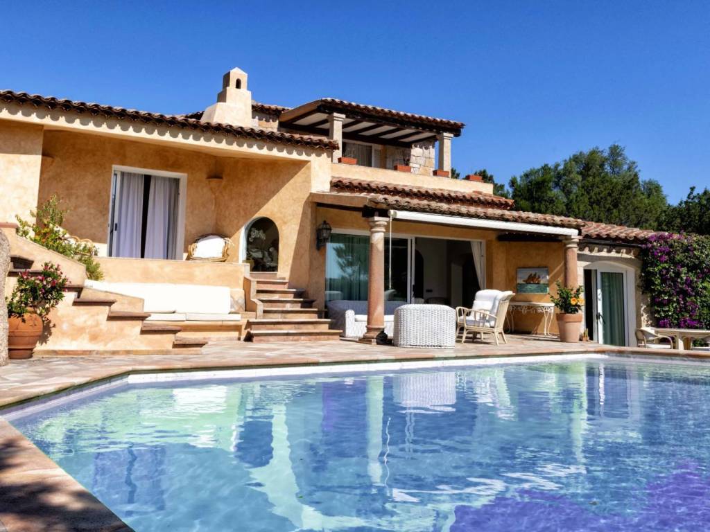 Villa a Arzachena in Via della Marina, - Foto 2