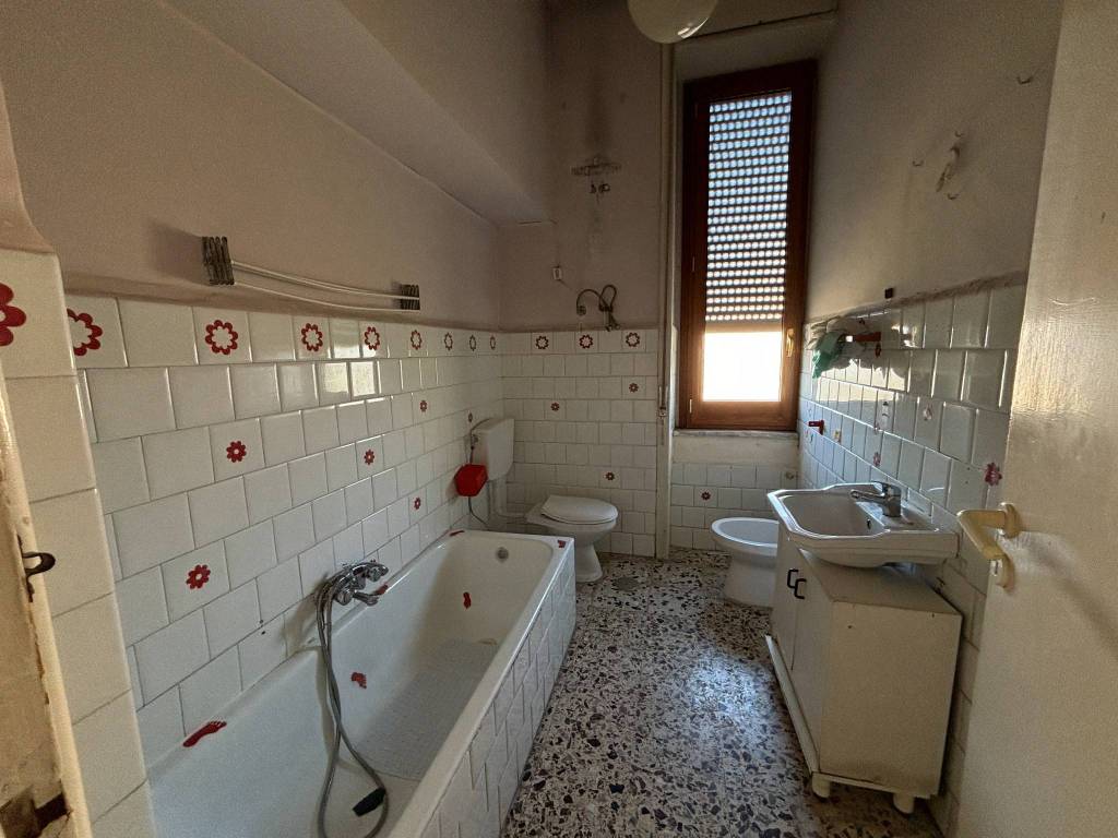 Appartamento a Torre del greco in Viale Armando Diaz, 12 - Foto 5