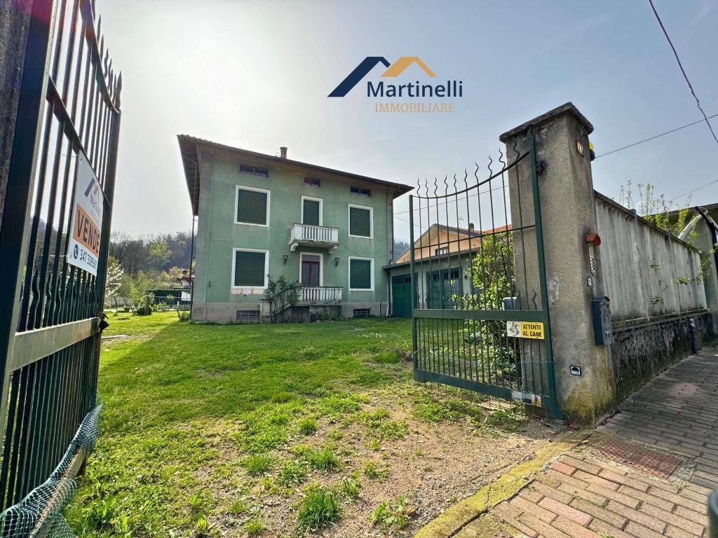 Villa a Serravalle sesia in Viale Sant'Euseo, 13 - Foto 2