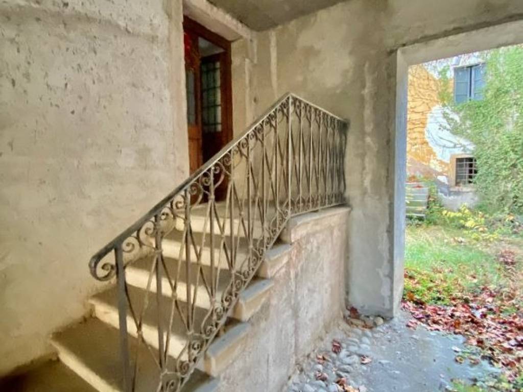 Palazzo / stabile a Tarcento in Via Alfonso Morgante, 20 - Foto 3