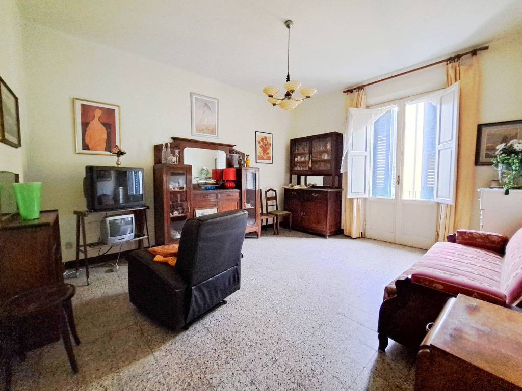 Appartamento a Lucca in Via per Corte Pistelloni, 25 - Foto 2