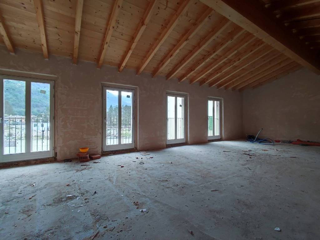 Appartamento a Cannobio in Via Paolo Zaccheo, 16 - Foto 5