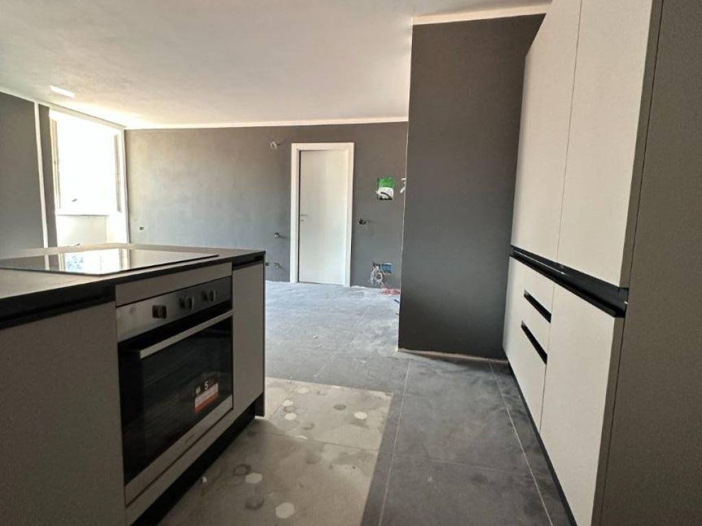 Appartamento a Cannobio in Via Paolo Zaccheo, 16 - Foto 3