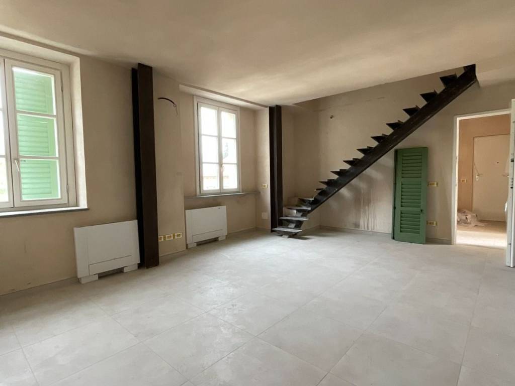 Appartamento a Cannobio in Via Paolo Zaccheo, 16 - Foto 3