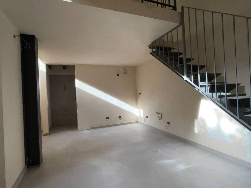 Appartamento a Cannobio in Via Paolo Zaccheo, 16 - Foto 5