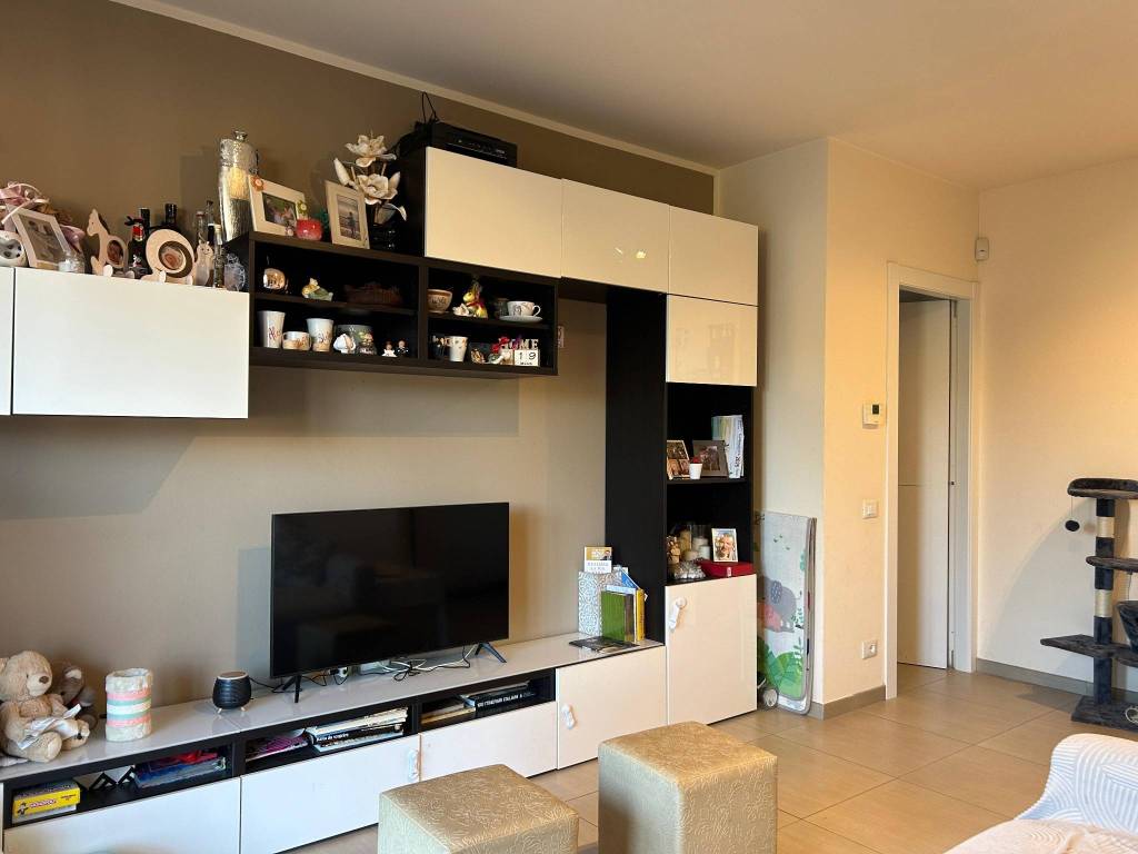 Appartamento a Carnago in Via Aldo Moro, 15 - Foto 4