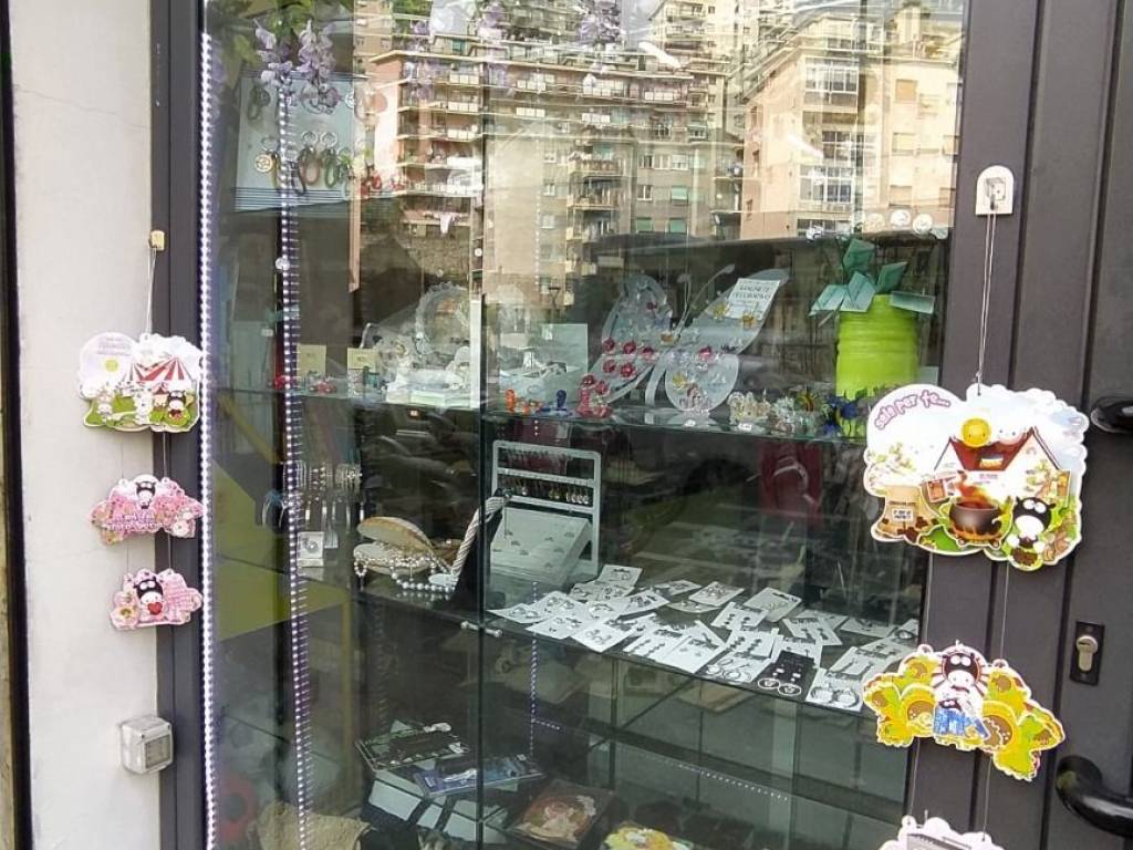 Attivit&agrave; / licenza a Genova in Via Napoli - Foto 1