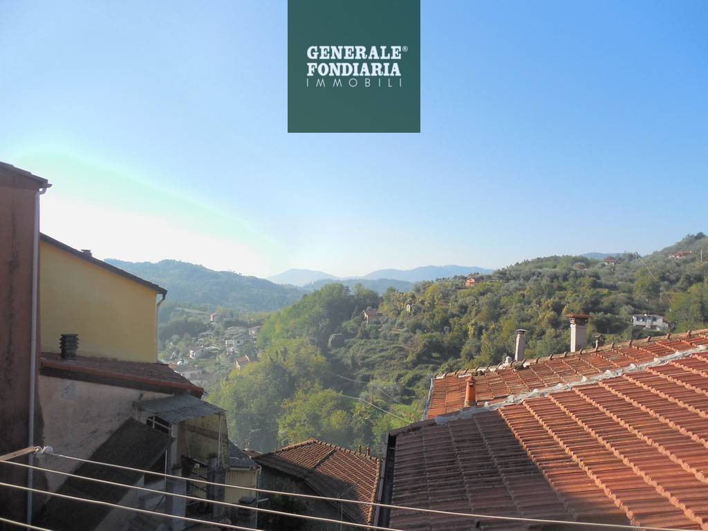 Casa indipendente a Follo in Via Sperone - Foto 2