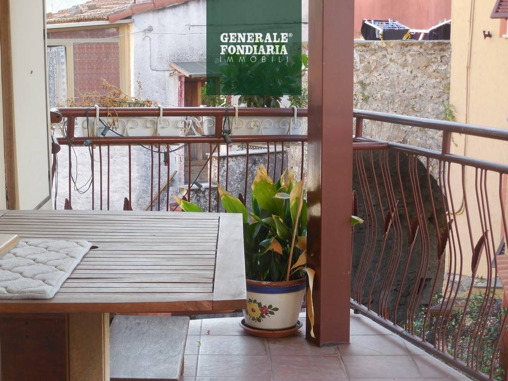 Casa indipendente a Follo in Via Sperone - Foto 3