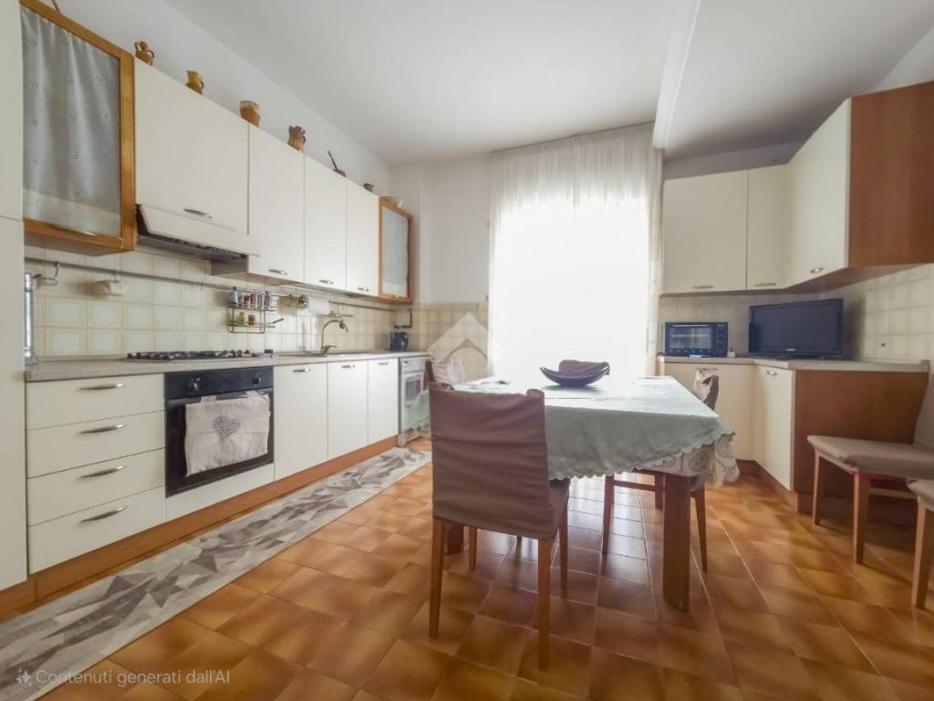 Appartamento a Manfredonia in Via Montagna, 41 - Foto 2